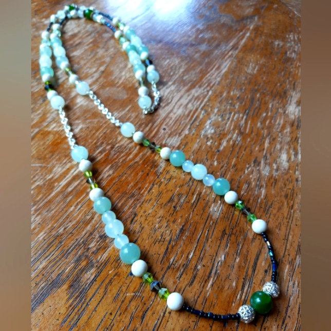 Handmade Long Jade Crystal Beaded Necklace!!!!